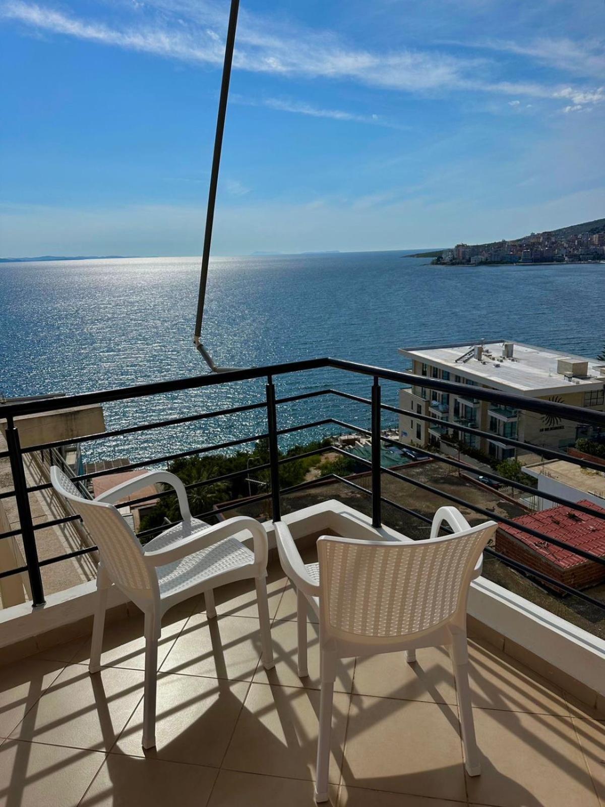 Esmeralda Apartaments Саранда Экстерьер фото
